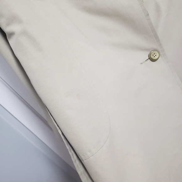 VINTAGE D'ALLAIRDS Belted Trench Coat - Picture 14 of 15